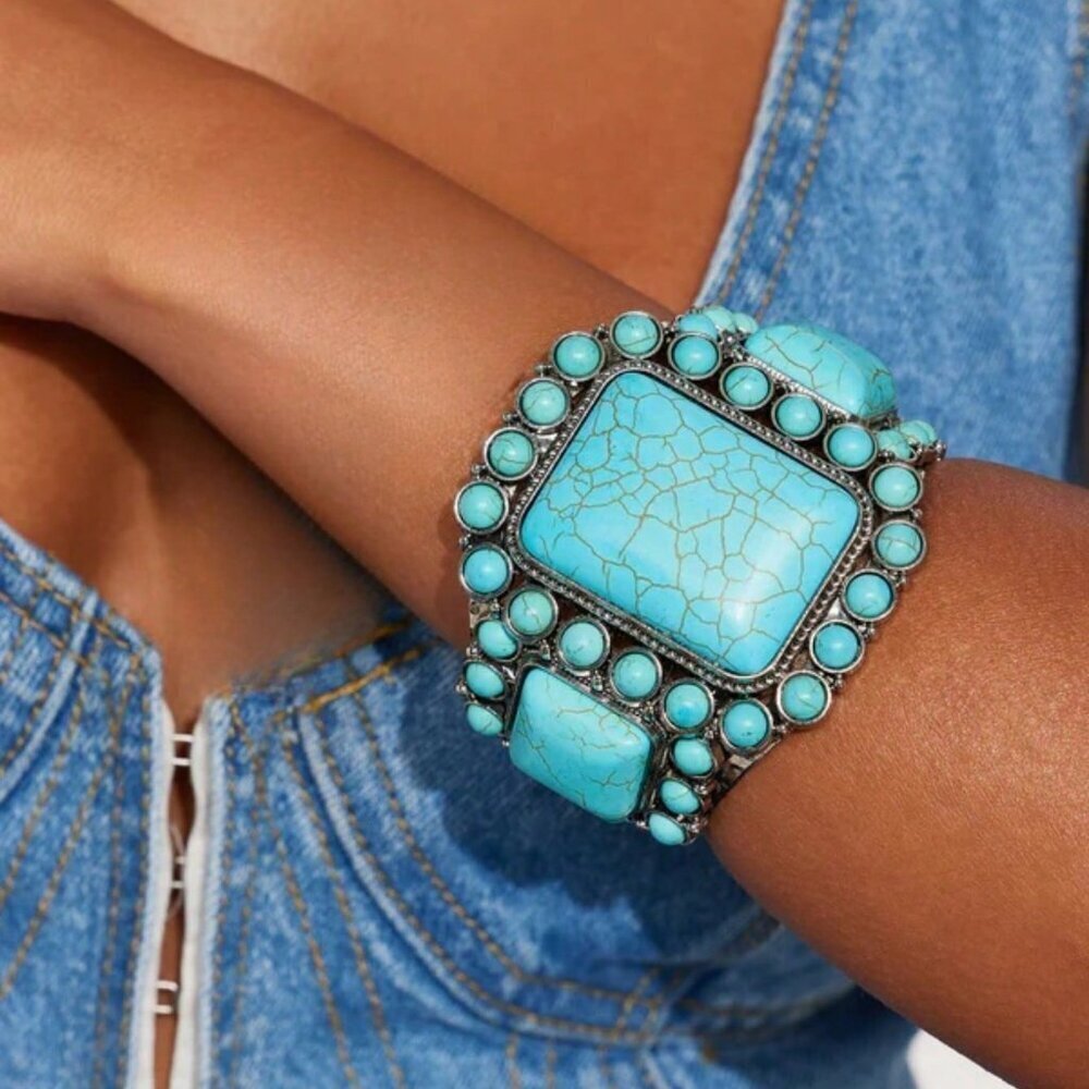 Western Cowboy Women's Wide Cuff Boho Casual Bracelet - Picture 6 of 6